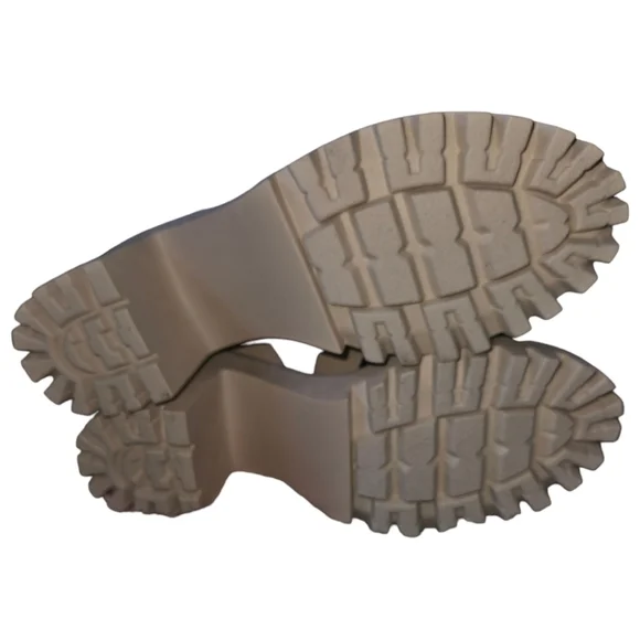 NWOT Madden Girl Platform Ankle Strap Heels - Picture 3 of 8